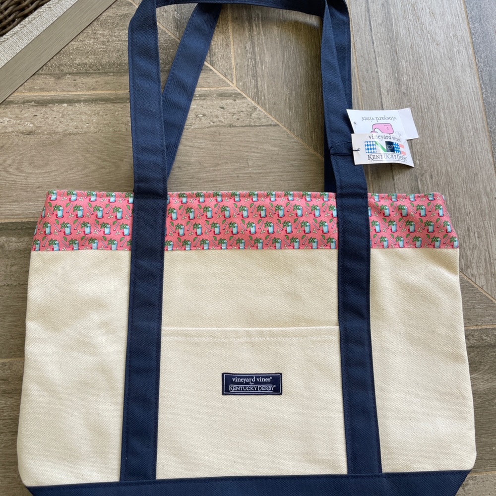 Vineyard Vines Kentucky Derby tote. NWT